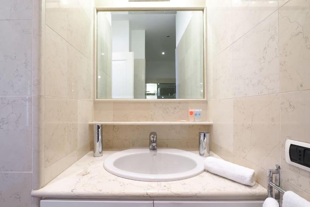 Ampio Bilocale City Life - Mirable Pm Milan Exterior photo