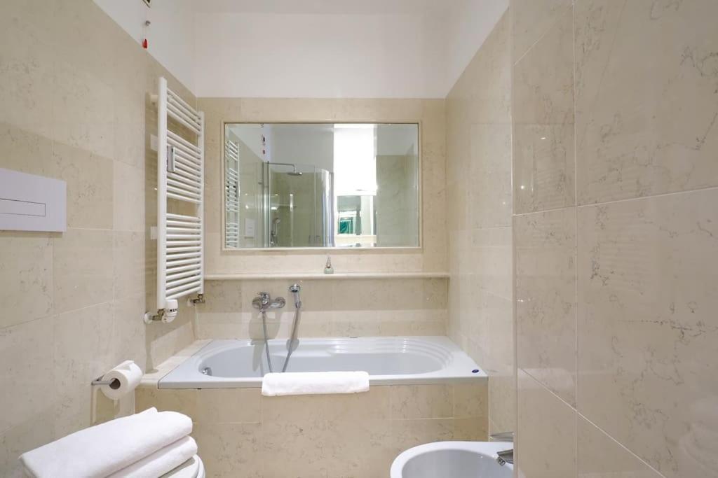 Ampio Bilocale City Life - Mirable Pm Milan Exterior photo