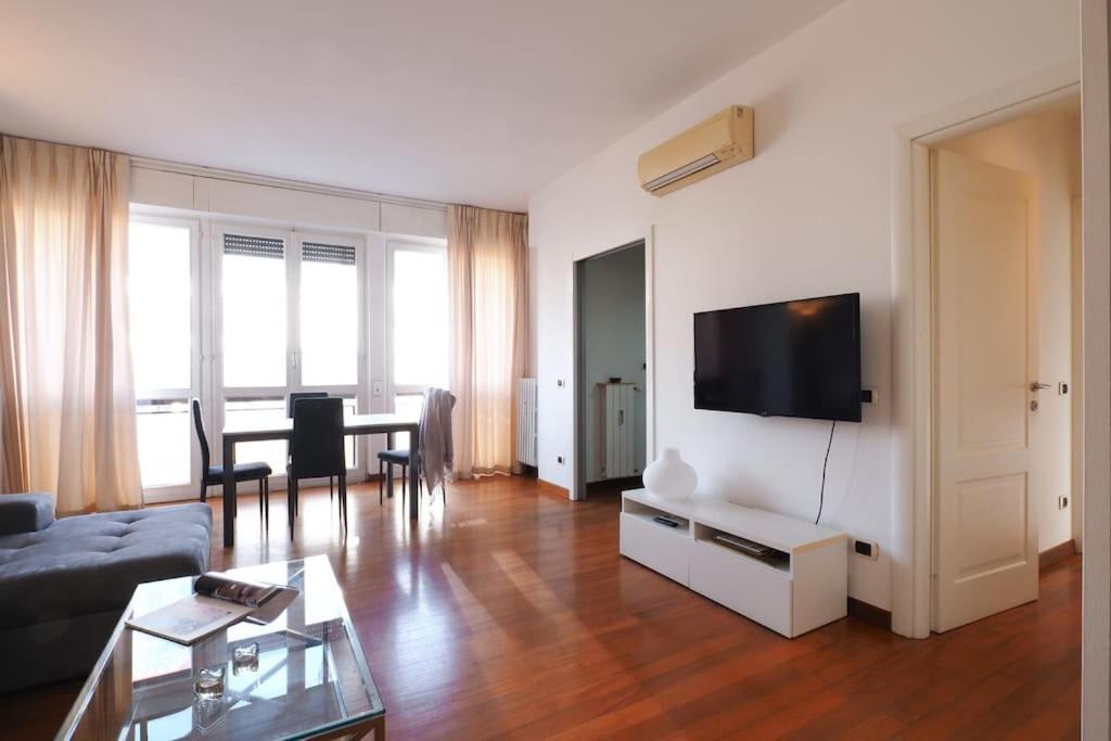 Ampio Bilocale City Life - Mirable Pm Milan Exterior photo